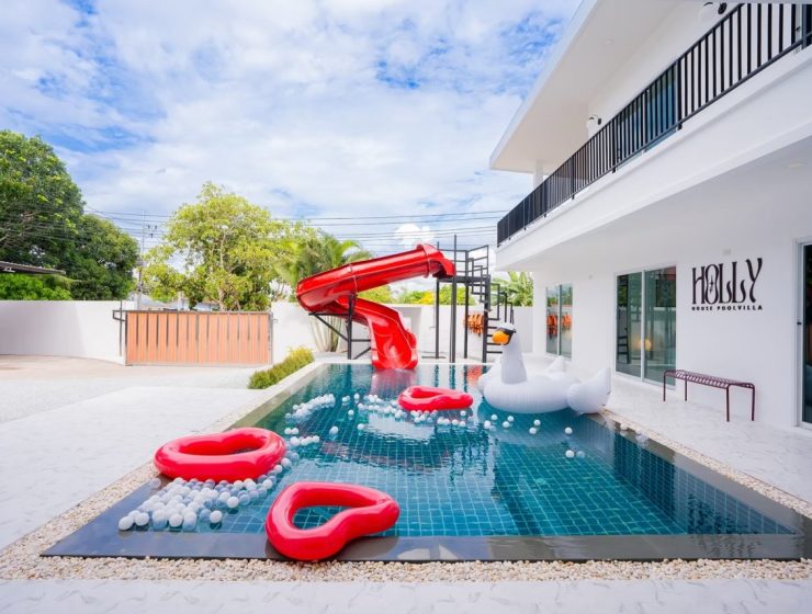 Holly House Pool Villa 6BR5Bath Pattaya (Max 22 pp)