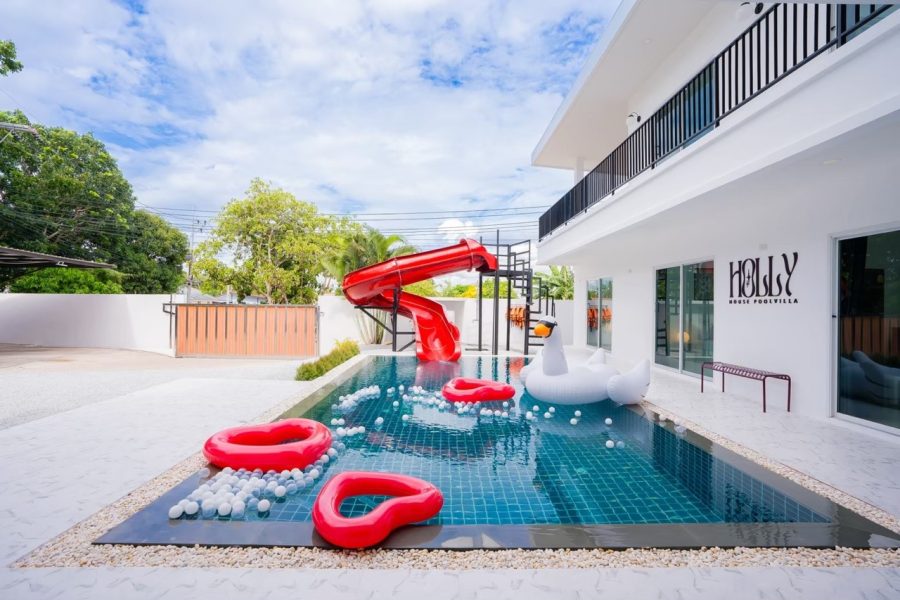 Holly House Pool Villa 6BR5Bath Pattaya (Max 22 pp)